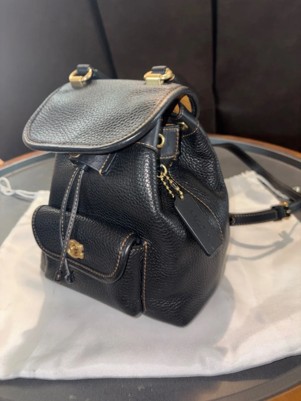 RIYA Vintage Black Leather Backpack 21 with Gold Hardware - Picture 4 of 11